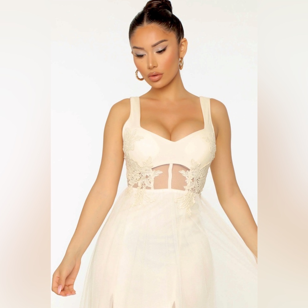 Big Moments Maxi Dress